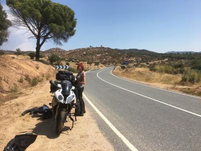 Cracking Spanish road